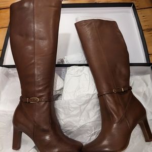 Knee-High Heeled Brown Boots